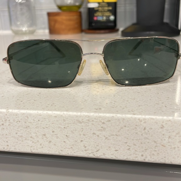 Stylish Gold and Green Sunglasses - Picture 1 of 5